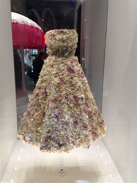 dior kleid blumen